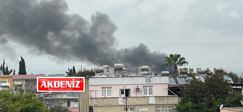 Tarsus'ta Hürriyet Mahallesinde ev yangını