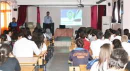 Tarsus'ta Öğrencilere Güvenli İnternet Eğitimi Verilmeye Devam Ediyor