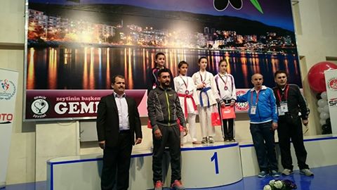 Tarsuslu	Genç Karateci Sudenaz Şenol, Başarıları ile Göz Dolduruyor