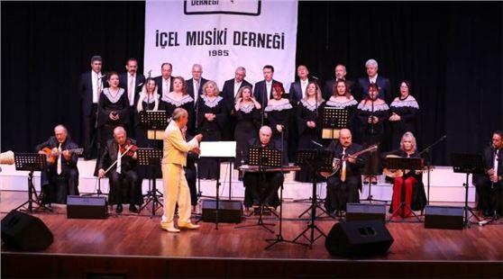 Mersin’de ‘Sadettin Kaynak Konseri’