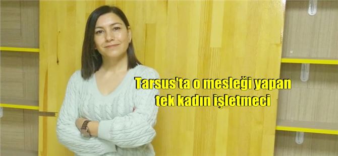 Sektöründe tek kadın kitapçı