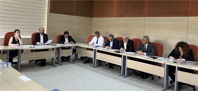 Tarsus Belediyesi’ne Ait 65 Adet Taşınmazın Satışı, Canlı Yayınla Gerçekleşti