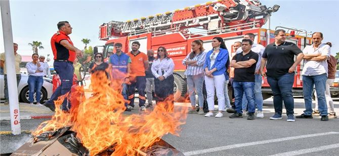 Mersin Büyükşehir personeline “yangın ve kurtarma tatbikatı”
