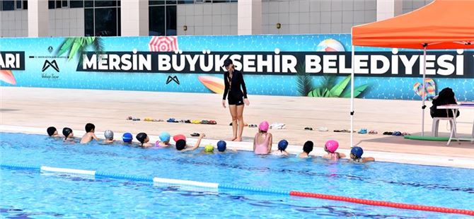 Mersin Büyükşehir’in Yaz Dönemi Yüzme Kursu Sona Erdi