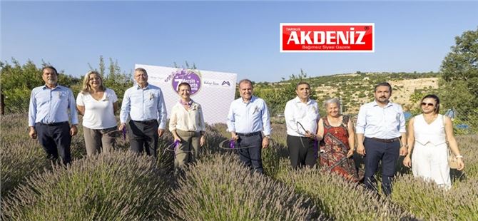 Başkan Seçer ve Meral Seçer, ‘7. Lavanta Hasat Şenliği’ne Katıldı