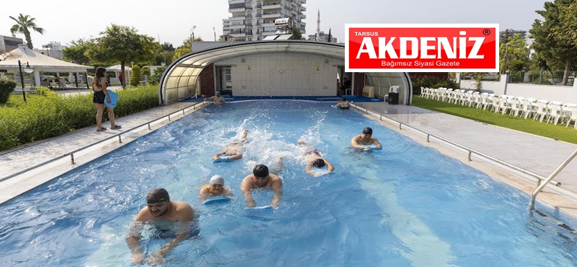 Özel Gereksinimli Bireyler Büyükşehir’le Yaz Boyu Yüzmenin Keyfini Yaşıyor